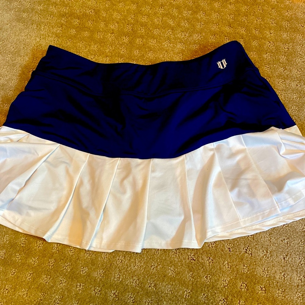 EleVen by Venus Williams tennis skort size large navy and white